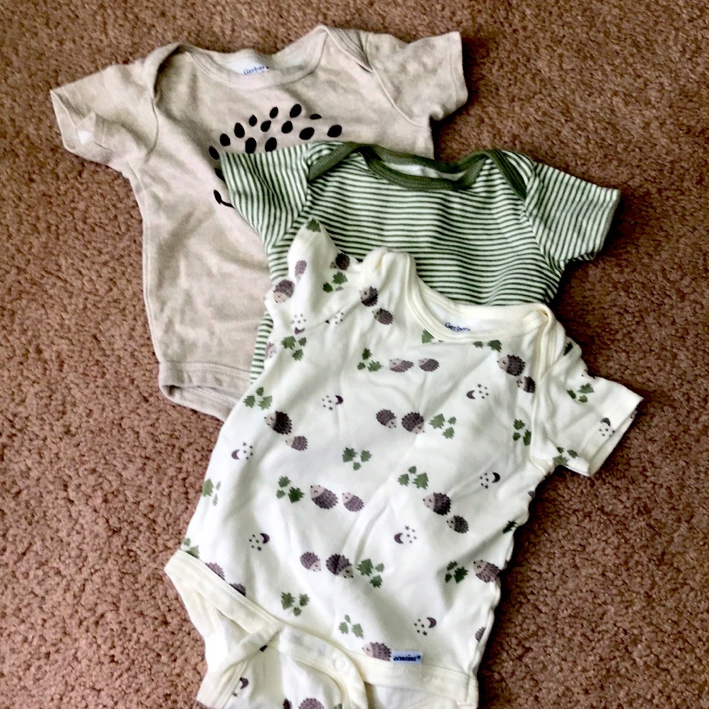 Gerber onesies bundle
